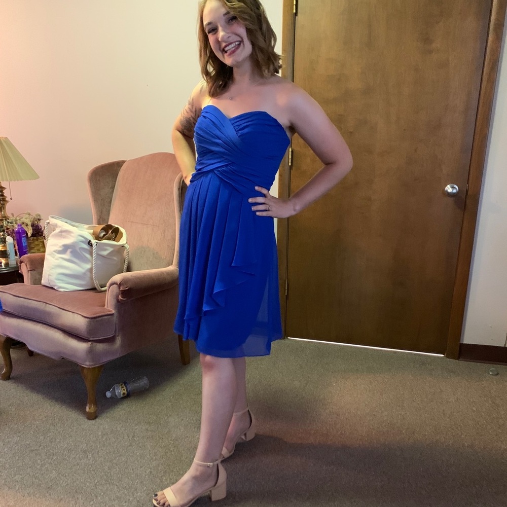 True blue Bridesmaids/Homecoming dress 💙